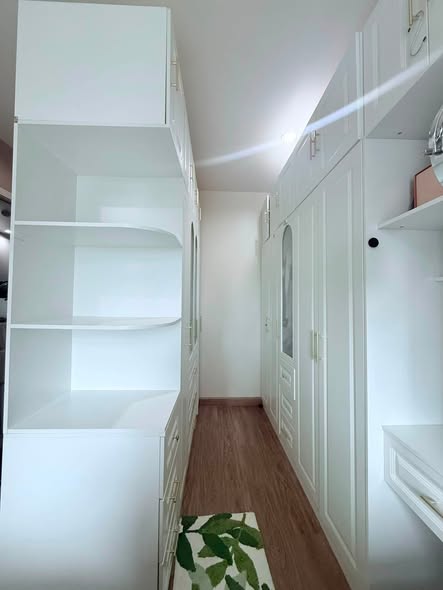 Circle Condominium