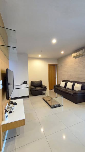 Circle Condominium