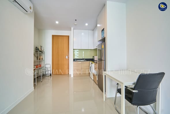Circle Condominium