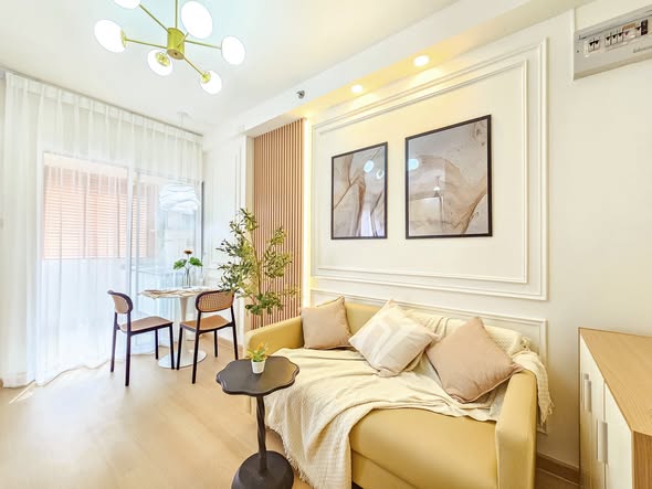 living room and bedroom of City Home Srinagarindra