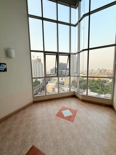City Home Sukhumvit