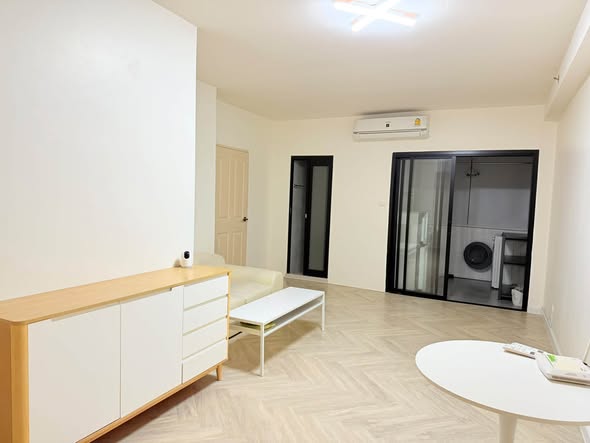 room interior of City Home Sukhumvit