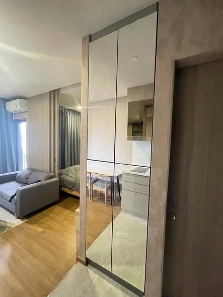bedroom and room interior of CLOUD Thonglor-Phetchaburi
