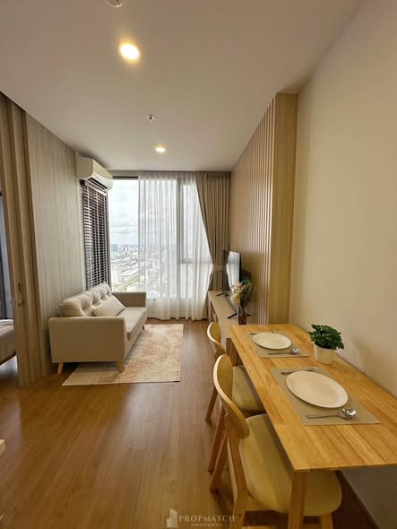 room interior and bathroom of CLOUD Thonglor-Phetchaburi