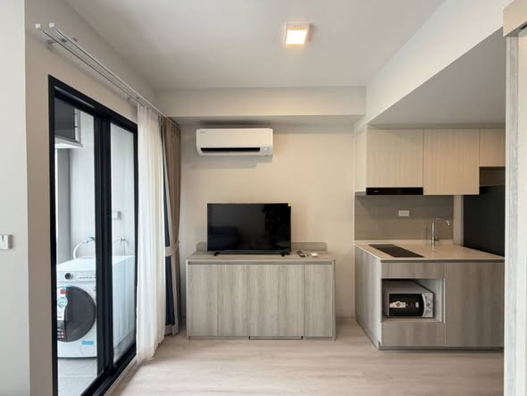bedroom and room interior of COBE Ratchada-Rama 9
