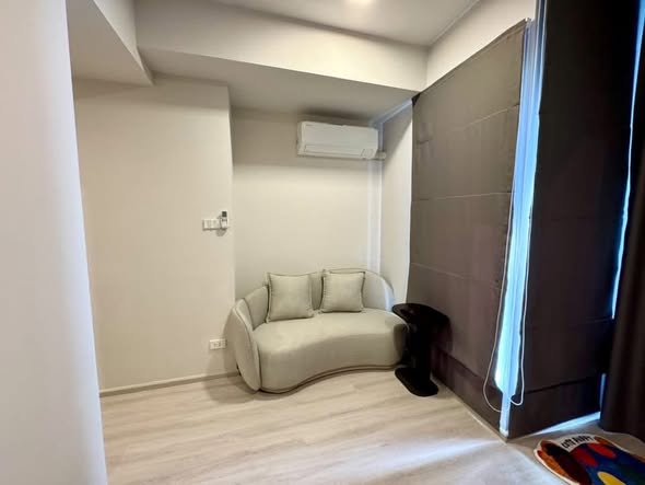 bedroom and room interior of COBE Ratchada-Rama 9