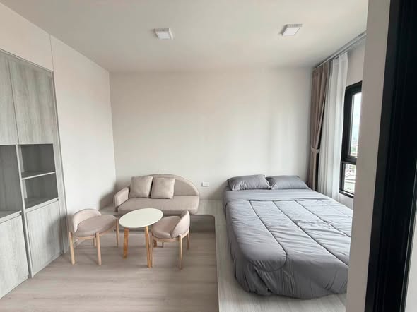 bedroom and room interior of COBE Ratchada-Rama 9