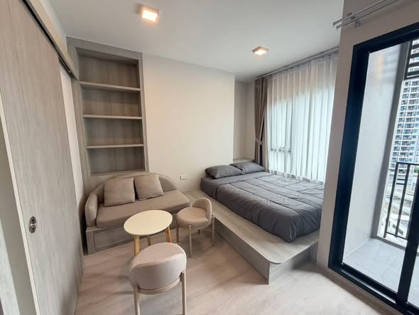 bedroom and room interior of COBE Ratchada-Rama 9