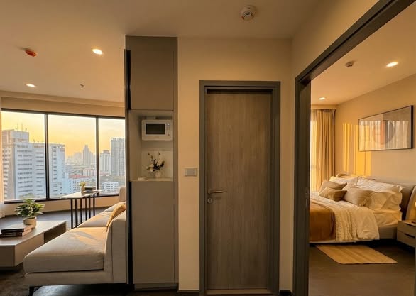 bedroom and room interior of Coco Parc
