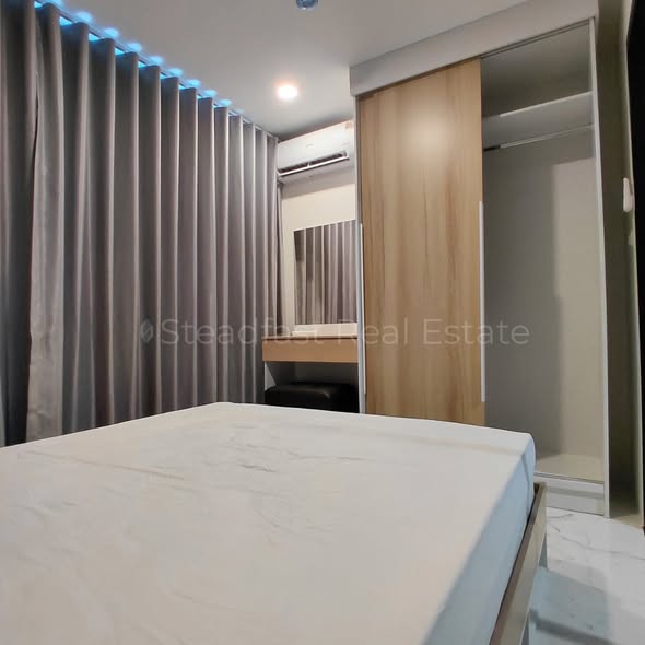 bedroom of Condolette Midst Rama 9