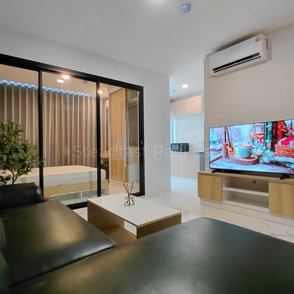 Condolette Midst Rama 9