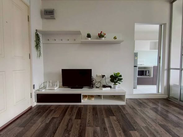 living room and room interior of D Condo Sukhumvit 109