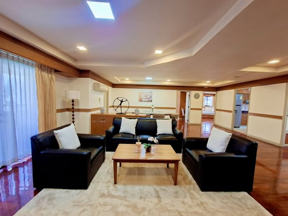 living room of D. H. Grand Tower