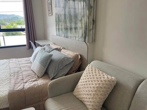 bedroom of dcondo Reef Phuket