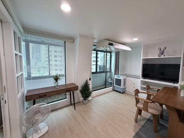 room interior of Diamond Tower