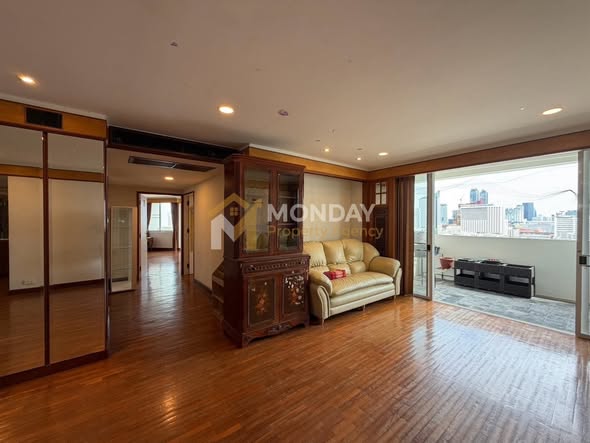 living room and room interior of D.S.Tower II