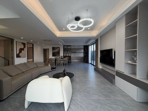 living room of Eakmongkol Village Pattaya