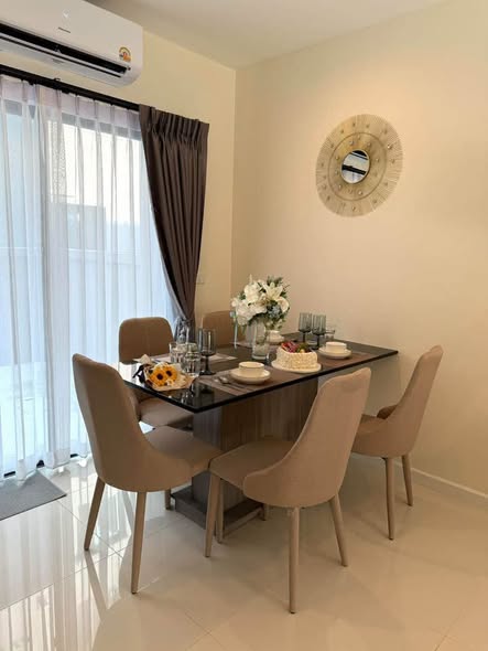 room interior of Eigen Premium Townhome