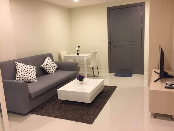 living room and room interior of ELEMENTS SRINAGARINDRA CONDO