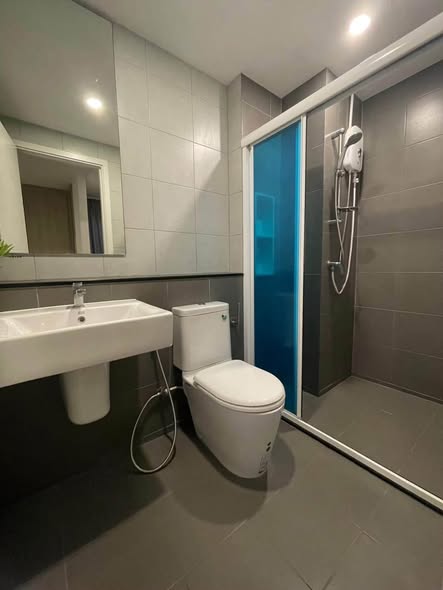 bathroom of Elio Del Moss Phaholyothin
