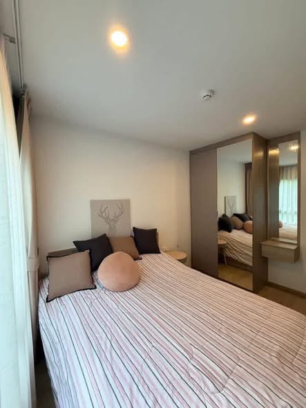 bedroom of Elio Del Moss Phaholyothin