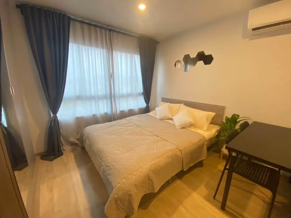 bedroom of Elio Del Moss Phaholyothin
