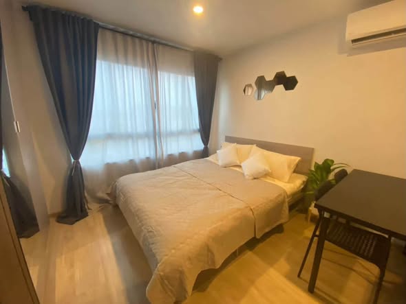 bedroom of Elio Del Moss Phaholyothin