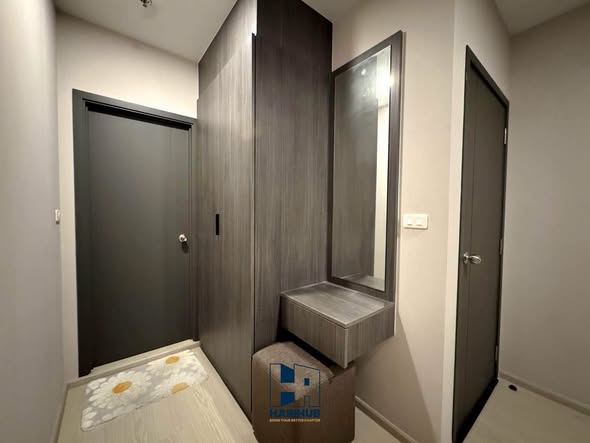 room interior and bathroom of ELIO DEL NEST