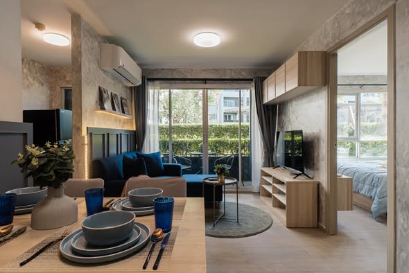 bedroom and living room of Elio Del Ray