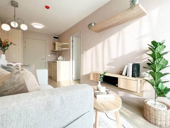 living room of Elio Del Ray