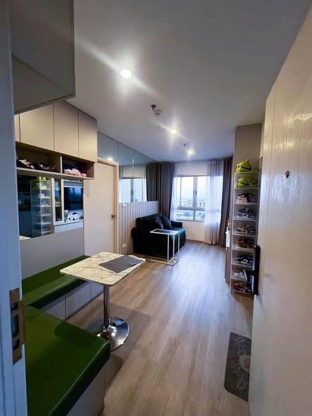 living room of Elio Sathorn-Wutthakat