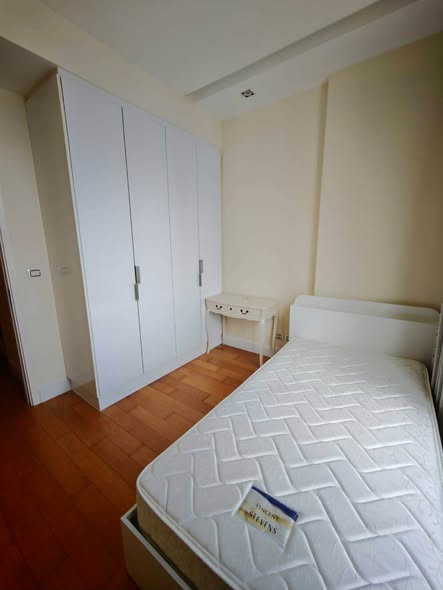 bedroom of Equinox Phahol Vibha