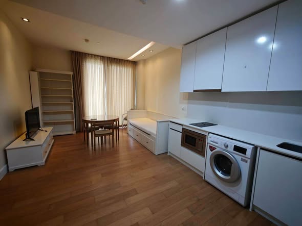 bedroom of Equinox Phahol Vibha