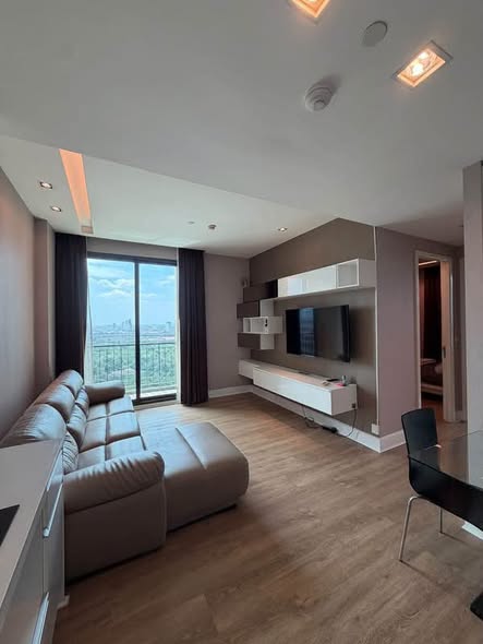 living room and bedroom of Equinox Phahol Vibha
