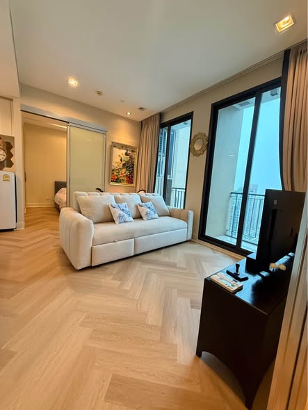 living room and bedroom and room interior of Equinox Phahol Vibha