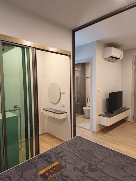 bedroom and room interior of ESQUE Condo Sukhumvit 101/1