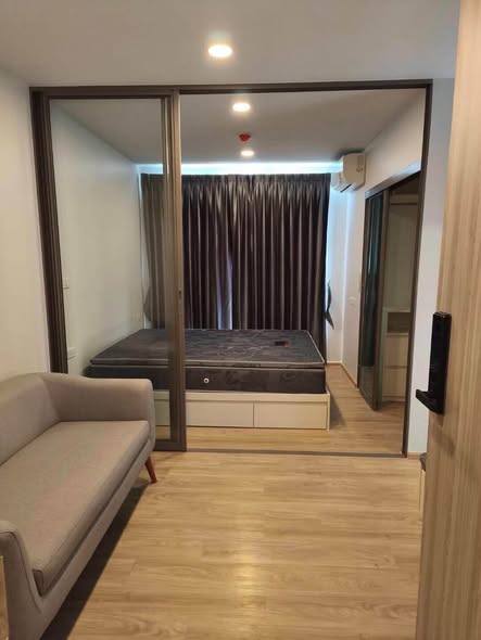 bedroom and room interior of ESQUE Condo Sukhumvit 101/1