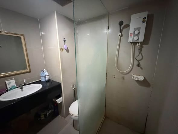 bathroom of Family Park Condominium (Fp Condo)