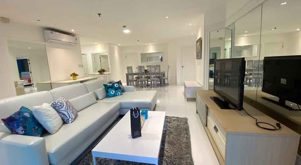 living room of Fifty-Fifth Tower