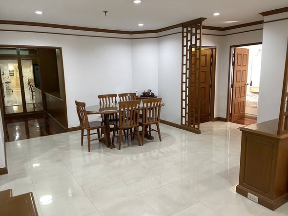 room interior of Fifty-Fifth Tower