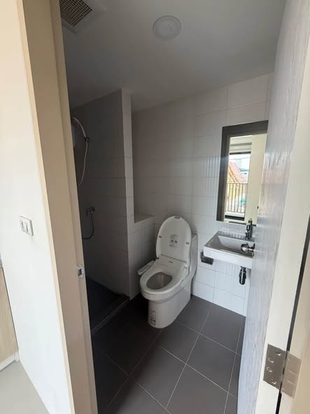 Flexi Suksawat Condo