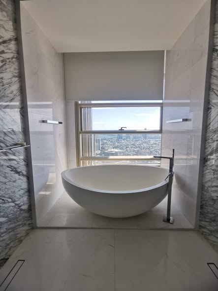 bathroom of Four Seasons Hotel Bangkok at Chao Phraya River