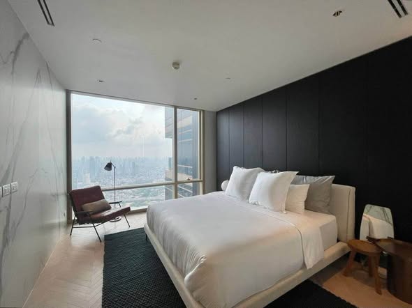 bedroom of Four Seasons Private Residences