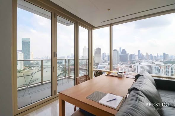 room interior of Four Seasons Private Residences