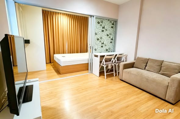 bedroom and room interior of Fuse Chan Sathorn