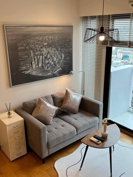 living room of Fuse Sathon-Taksin