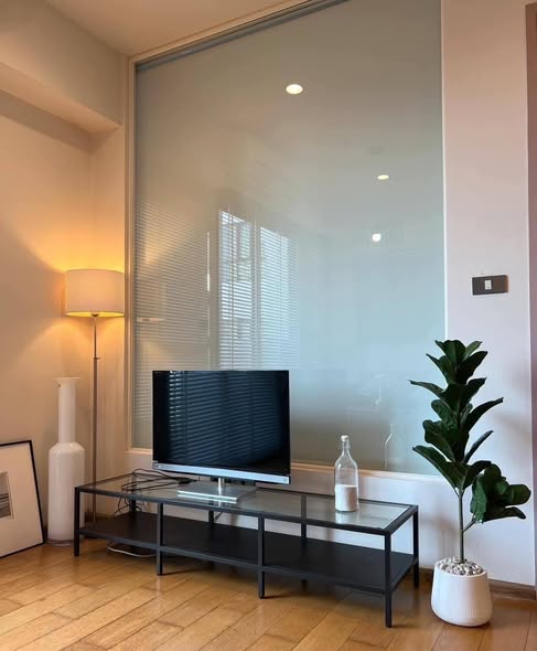 living room and room interior of Fuse Sathon-Taksin