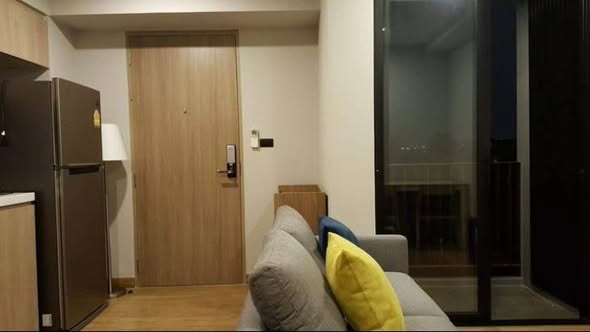 bedroom and room interior of FYNN Aree