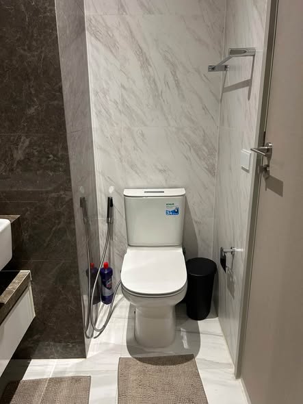 bathroom of Fynn Asoke