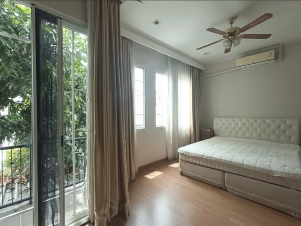 bedroom of Golden Town Pattaya